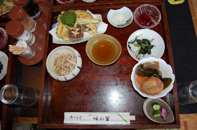 Lunch0824 (90k image)